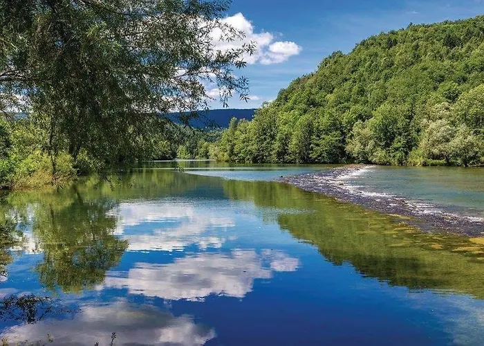 Kuca Za Odmor Kupa Hébergement de vacances Vrbovsko